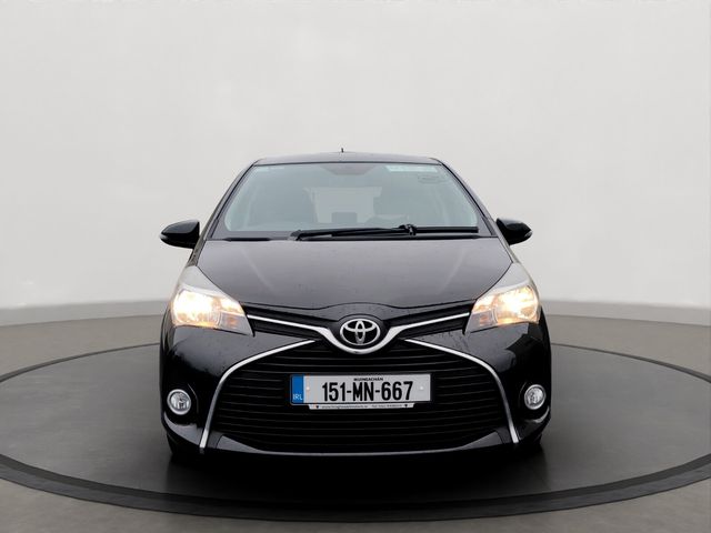 Image for 2015 Toyota Yaris 1.0 VVT-i 3Dr Luna