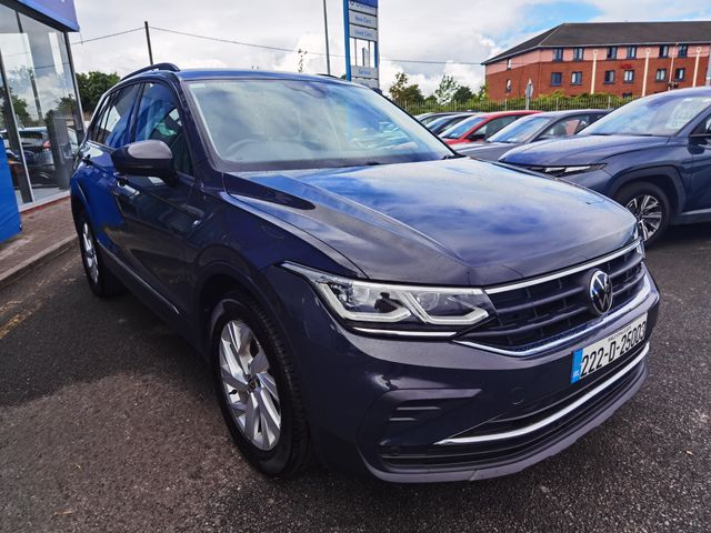 Image for 2022 Volkswagen Tiguan 1.4 TSI LIFE AUTOMATIC PETROL PLUG-IN HYBRID - FINANCE AVAILABLE - CALL US TODAY ON 01 492 6566 OR 087-092 5525