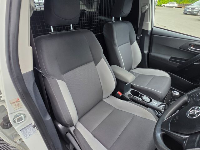 Image for 2018 Toyota Auris 1.4 D4D TERRA COMMERCIAL // LOW MILEAGE // NEW D. O. E