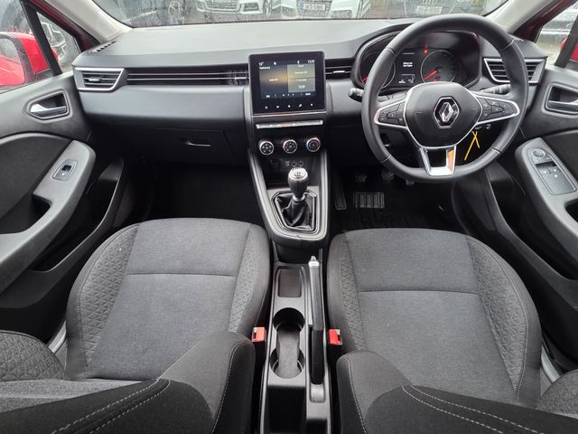 Image for 2022 Renault Clio 1.0 TcE DYNAMIQUE // CRUISE CONTROL // BLUETOOTH