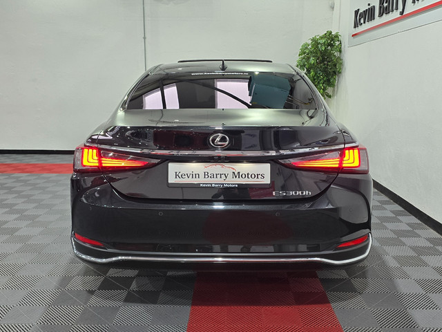 Image for 2023 Lexus ES 300h **DEPOSIT TAKEN**