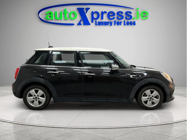 Image for 2016 Mini One 1.2 Automatic, Reversing camera