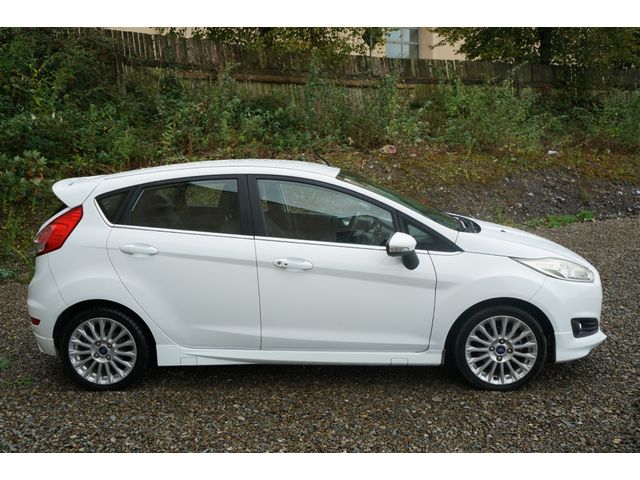 Image for 2014 Ford Fiesta Automatic 