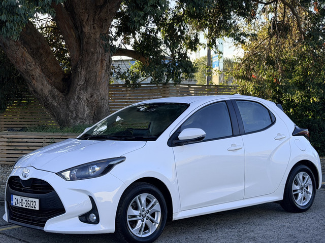 Image for 2024 Toyota Yaris Hybrid 1.5 Luna