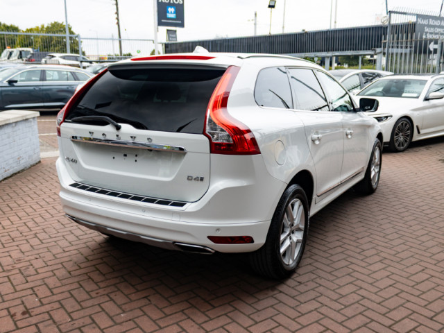 Image for 2017 Volvo XC60 2.0D4 SE LUXURY DELUXE 5DR ESTATE AUTOMATIC PANROOF // MINT CONDITION WITH ONLY 108, 000 KMS // BUY WITH CONFIDENCE AA AND SIMI APPROVED DEALER 2025 // FINANCE ARRANGED // ALL TRADE INS WELCOME // 