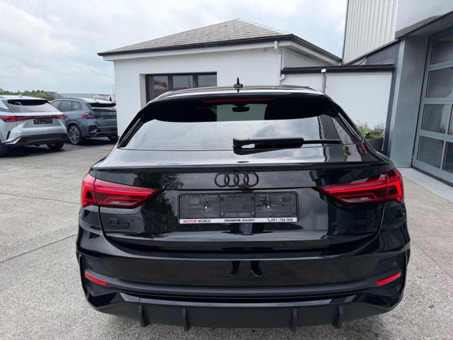 Image for 2023 Audi Q3 SPORTBACK TFSI E S LINE BLACK EDITION