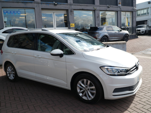 Image for 2018 Volkswagen Touran 2018 VOLKWAGEN TOURAN 7 SEATER TDI