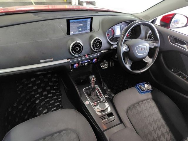 Image for 2017 Audi A3 1.4 TFSI - PADDLE SHIFT - REVERSE CAMERA - IDLING STOP - FACTORY ALLOYS