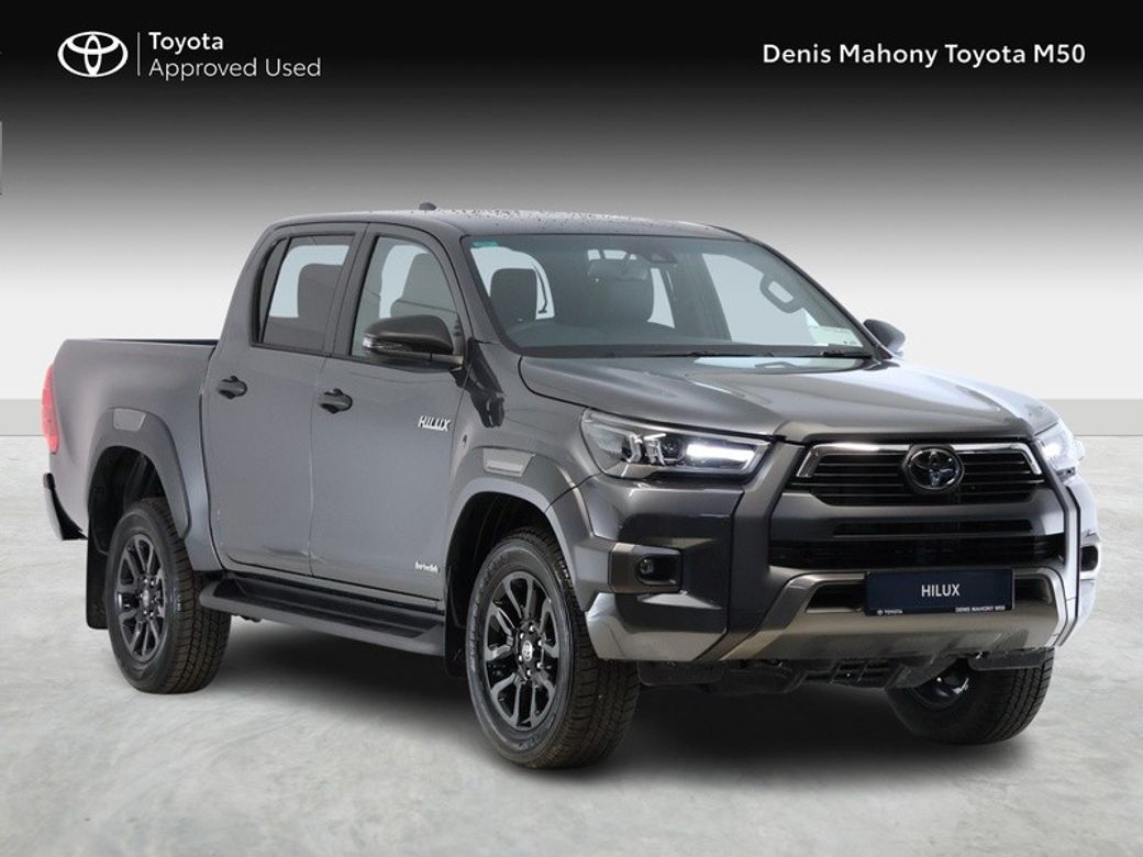 Image for 2026 Toyota Hilux Invincible Double Cab (VAT included)