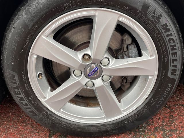 Image for 2015 Volvo V40 D2 MODEL, AUTOMATIC, T - BELT DONE, NATIONWIDE WARRANTY, 5 STAR REVIEWS