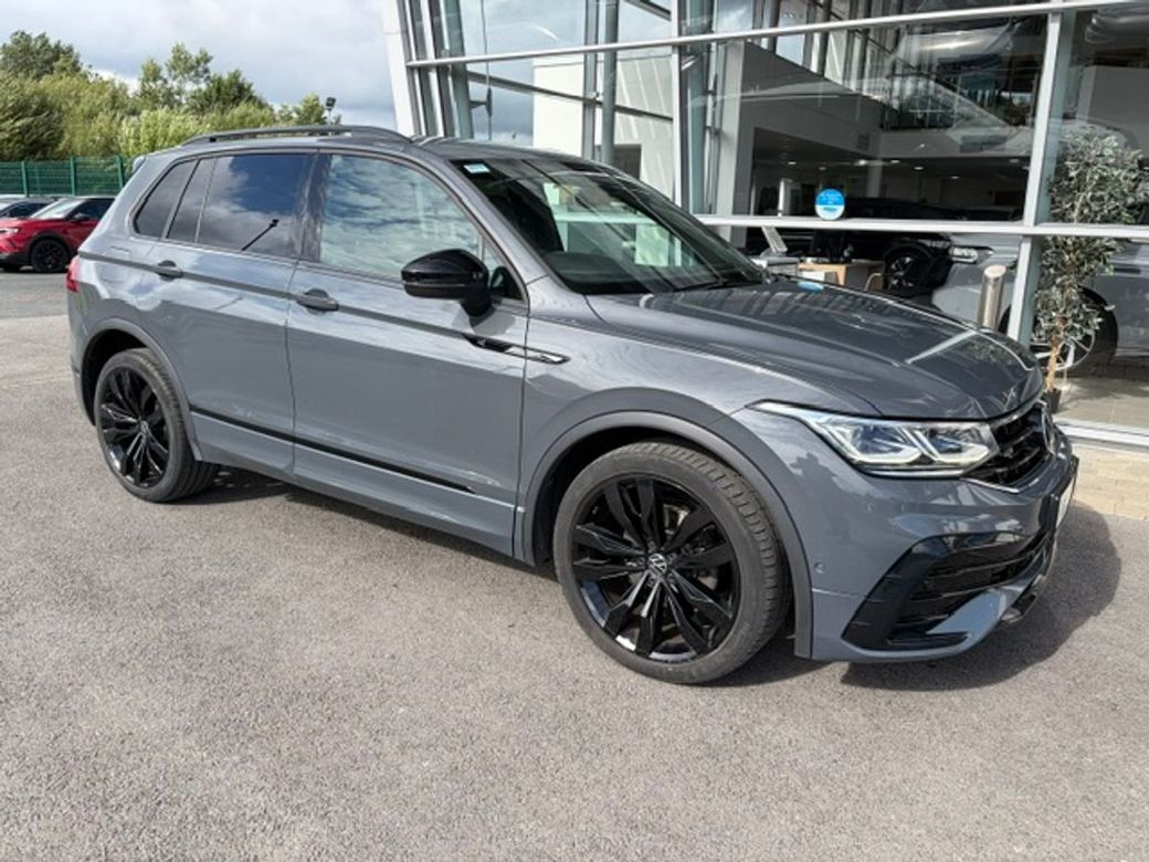 Image for 2021 Volkswagen Tiguan 2.0 TDI 150HP R-Line Black Edition M6F
