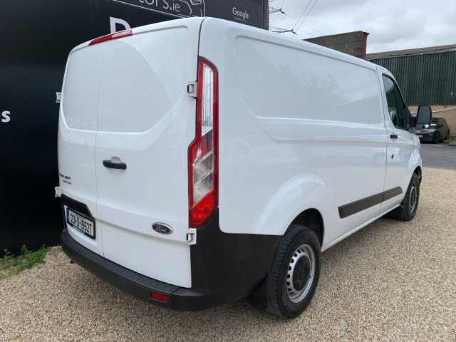 Image for 2023 Ford Transit Custom 2.0 TDCI 105 PS SWB VAN // PRICE EXCL. VAT // DOCUMENTED SERVICE HISTORY // 02/27 CVRT // ONE OWNER // 