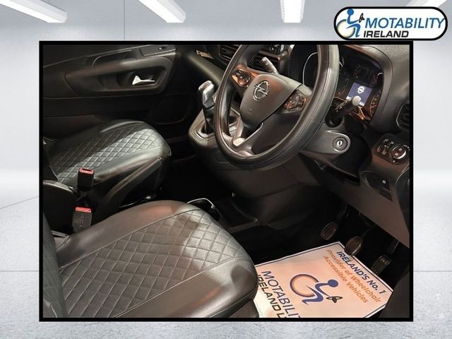 Image for 2020 Opel Combo Wheelchair Accessible