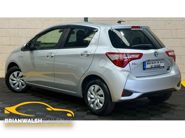 Image for 2019 Toyota Yaris Hybrid F