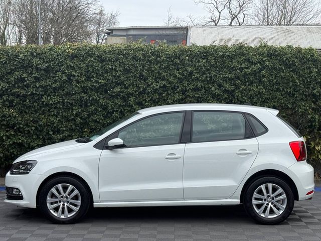 Image for 2017 Volkswagen Polo COMFORTLINE 1.2 TSI // LOW MILEAGE // 15" ALLOYS // DIGITAL CLIMATE CONTROL