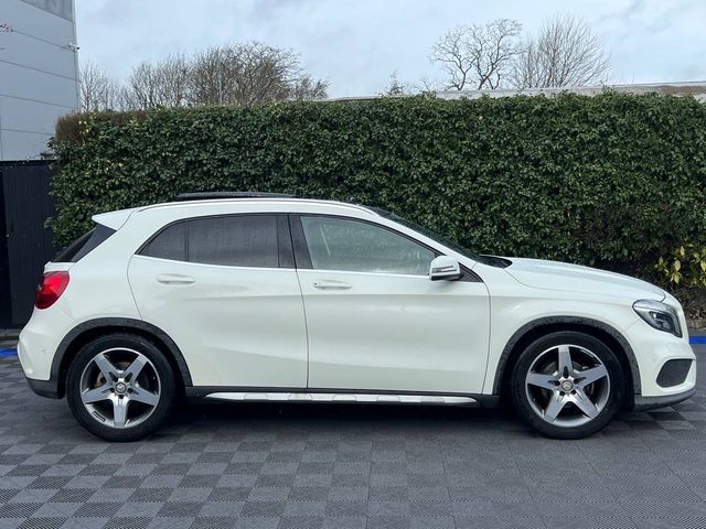 Image for 2015 Mercedes-Benz GLA Class GLA180 AMG-LINE 1.6 ** HUGE SPEC ** // TILT & SLIDE OPENING PAN ROOF // LEATHER POWERED & HEATED SEATS // REVERSE CAMERA