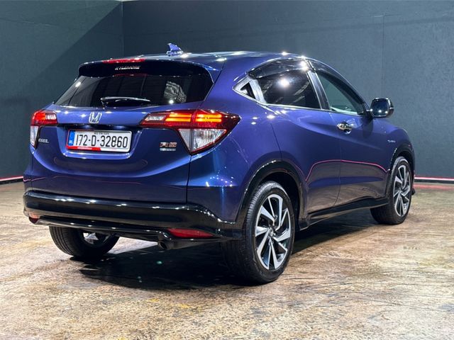 Image for 2017 Honda Vezel 1.5 HYBRID AUTOMATIC - ALLOY WHEELS - CRUISE CONTROL - LANE KEEP ASSIST - HEATED SEATS - HEATING / AC CONTROLS 