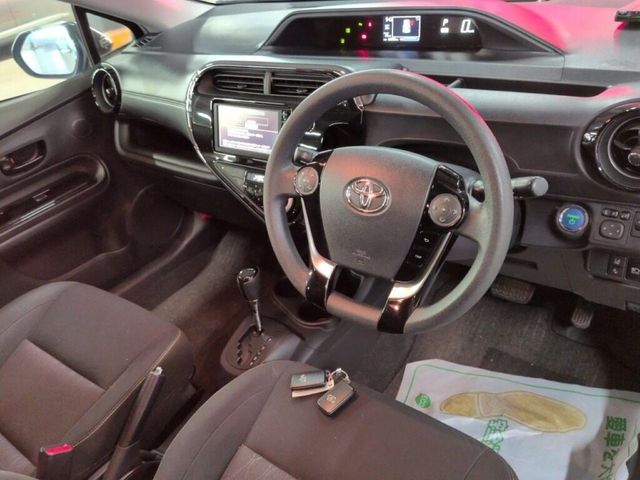 Image for 2020 Toyota Aqua 1.5 HYBRID AUTOMATIC - S STYLE BLACK (TOP SPEC) - PUSH BUTTON START/STOP - REAR CAMERA