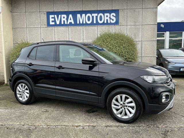 Image for 2023 Volkswagen T-Cross LIFE 1.0 TSI MANUAL PETROL //ADAPTIVE CRUISE CONTROL//REVERSE CAMERA// 