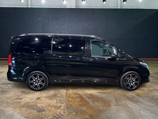 Image for 2020 Mercedes-Benz V Class 2.1 AUTOMATIC 7 SEATER - SUNROOF - MULTI FUNCTION STEERING WHEEL - ALLOY WHEELS 