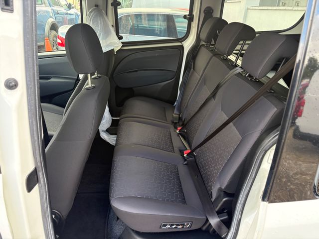 Image for 2016 Fiat Doblo 1.6 105 LWB 5-Seat Commercial