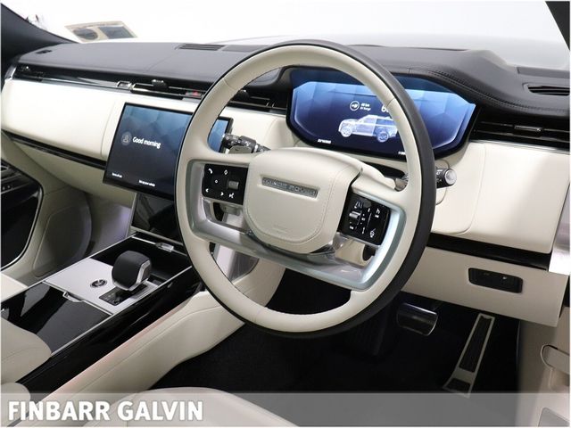 Image for 2025 Land Rover Range Rover SWB 3.0 I6 PHEV HSE