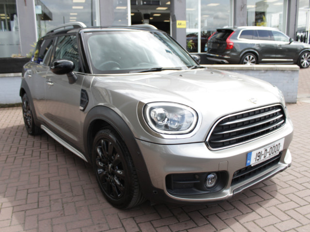 Image for 2019 Mini Cooper 2.0D LUXURY EDITION 5DR HATCHBACK AUTOMATIC // 1 OWNER CAR WITH ONLY 102, 000 KMS IN MINT CONDITION // BUY WITH CONFIDENCE AA AND SIMI APPROVED DEALER 2026 // FINANCE ARRANGED // TRADE INS WELCOME