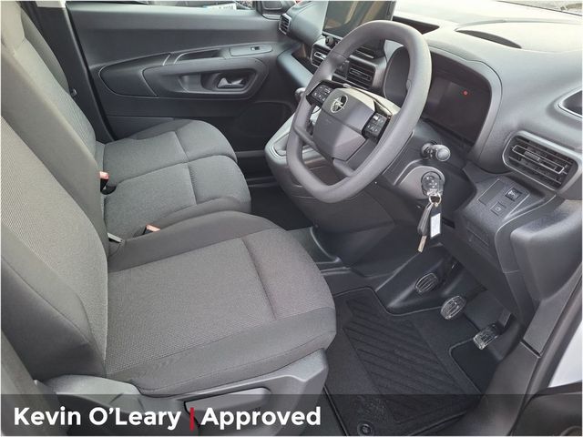 Image for 2026 Opel Combo Komfort 2000 L1H1 1.5TD 100PS MY26