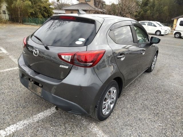 Image for 2018 Mazda Demio 1.3 AUTOMATIC - LOW MILEAGE