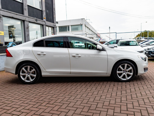 Image for 2016 Volvo S60 2.0D4 SE LUXURY 4DR SALOON AUTO // 1 OWNER CAR WITH ONLY 71, 000 KMS // AS NEW !// BUY WITH CONFIDENCE AA AND SIMI APPROVED DEALER 2025 // ALL TRADE INS WELCOME // FINANCE ARRANGED //