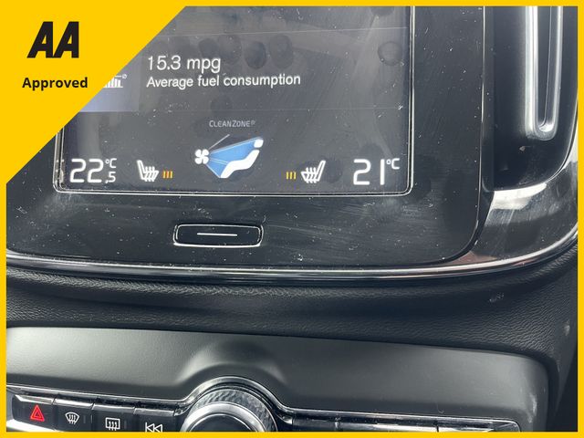 Image for 2021 Volvo XC40 INSCRIPT PRO T5 RCHA RECHARGE INSCRIPTION