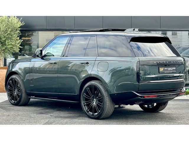 Image for 2026 Land Rover Range Rover 262 / NO MILEAGE / BELGRAVIA GREEN EDITION