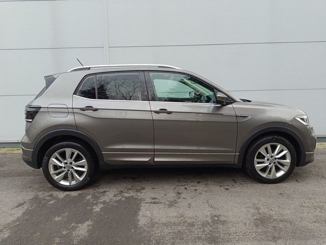 Image for 2019 Volkswagen T-Cross T-CROSS R-LINE 1.0 TSI 115HP