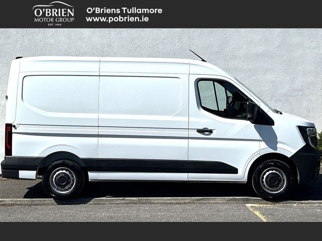 Image for 2025 Renault Master START MM33 BLUE