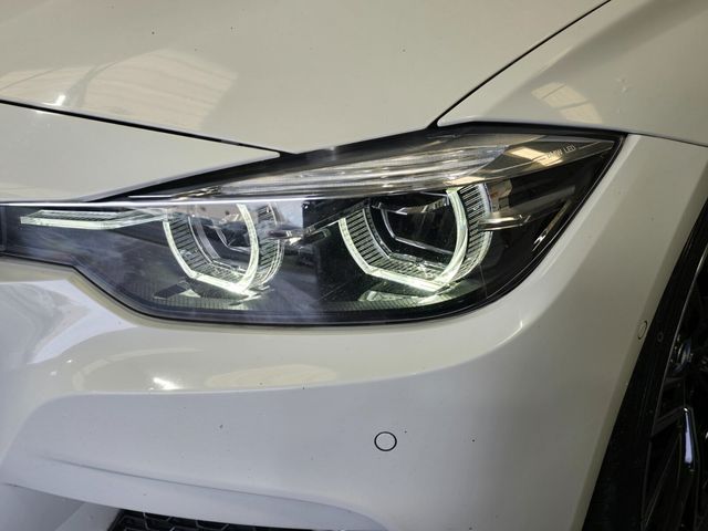 Image for 2018 BMW 3 Series 330e M Sport