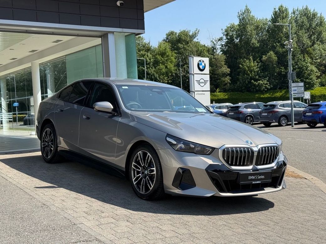 Image for 2026 BMW 5 Series 530e M Sport Saloon