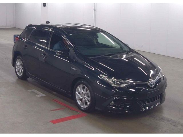Image for 2017 Toyota Auris Hybrid 