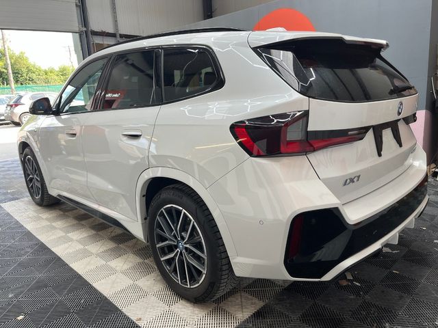 Image for 2024 BMW iX1 2024 BW IX1 XDRIVE30 M-SPORT AUTOMATIC / CRUISE CONTROL / PARKING CAMERA / ELECTRIC MEMORY & HEATED SEATS / AMBIENT LIGHTS AND MORE
