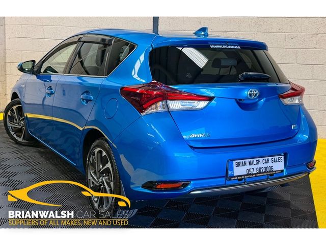 Image for 2017 Toyota Auris G Package Leather seats