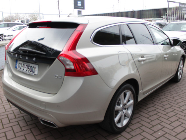 Image for 2017 Volvo V60 2.0D4 5DR ESTATE AUTO 
