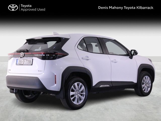 Image for 2025 Toyota Yaris Cross LUNA