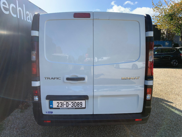 Image for 2023 Renault Trafic 2.0 DCI 130 BHP BUSINESS LWB // PRICE EXCL. VAT // 12/26 CVRT // ONE OWNER // GREAT CONDITION // 