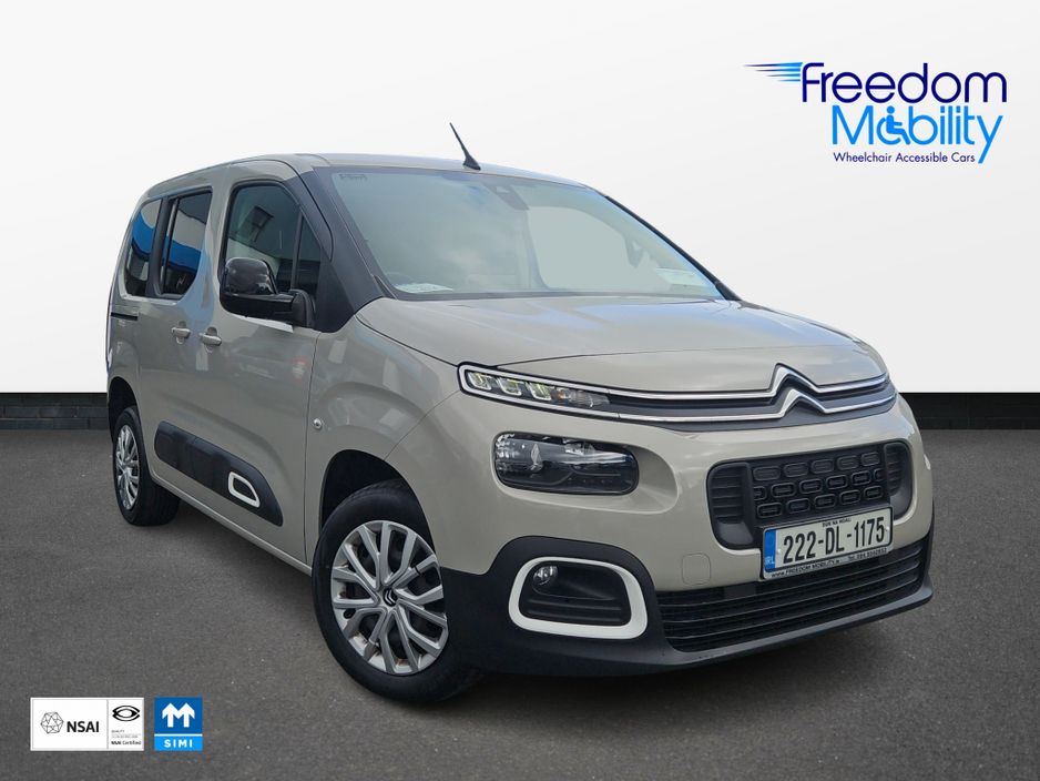 Image for 2022 Citroen Berlingo Wheelchair Access Taxi Spec