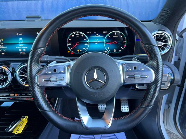Image for 2021 Mercedes-Benz A Class A200d AMG-LINE PREMIUM PLUS // VIRTUAL COCKPIT // LEATHER/ALCANTARA HEATED SEATS // ADAPTIVE CRUISE CONTROL