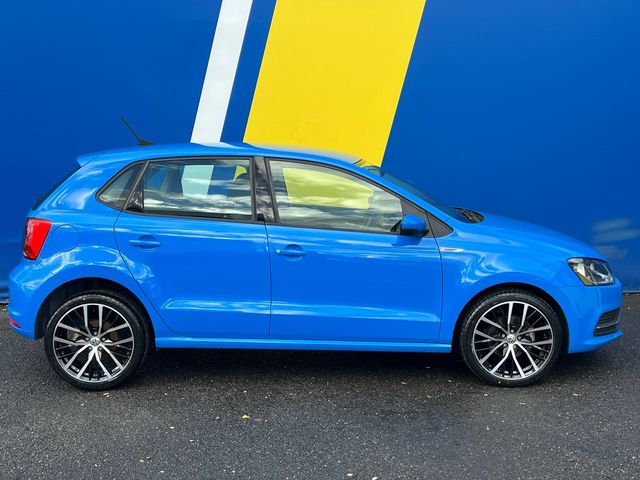 Image for 2015 Volkswagen Polo R-LINE PACK 1.2 TSI AUTO // COMFORTLINE // NEW 17" ALLOYS // REVERSE CAMERA // ADAPTIVE CRUISE CONTROL