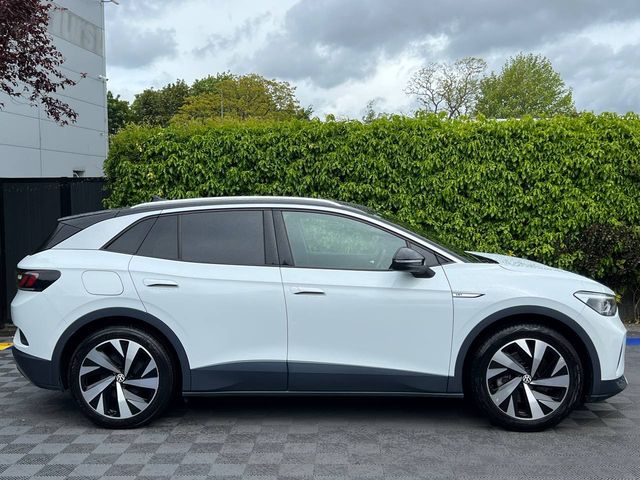Image for 2021 Volkswagen ID.4 PRO 1ST EDITION 77KWH // 20" DIAMOND CUT ALLOYS // APPLE CARPLAY/ANDROID AUTO // DIGITAL CLUSTER