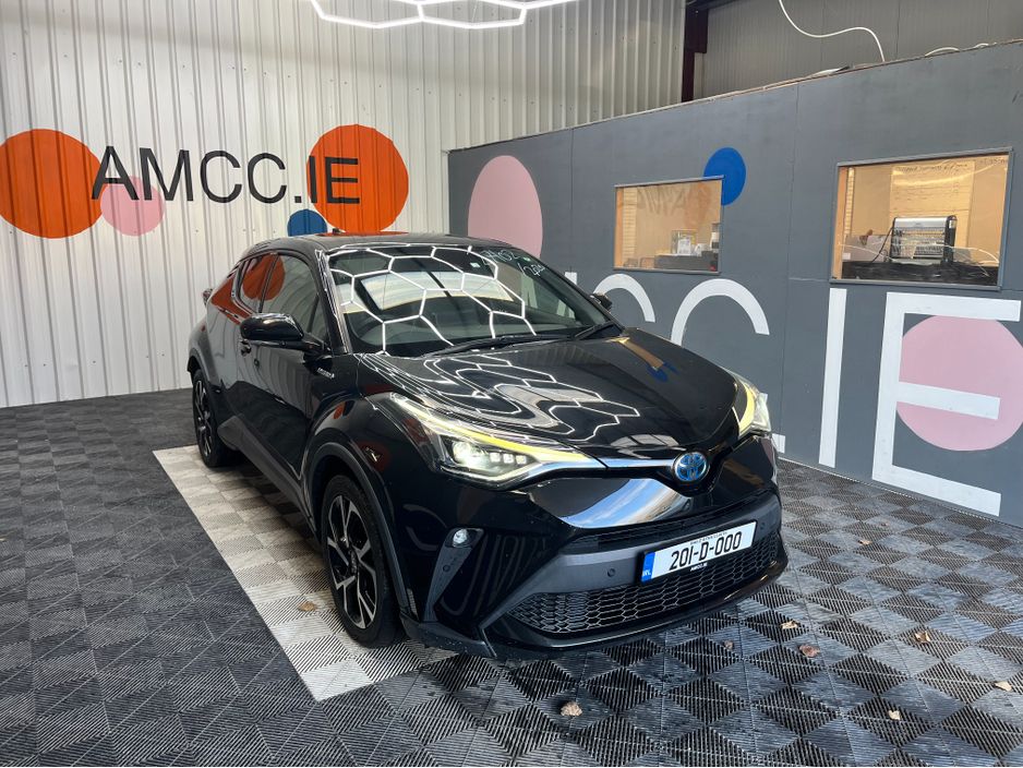 Image for 2020 Toyota C-HR 2020 TOYOTA C-HR 1.8L HYBRID / 78K KMS / ADAPTIVE CRUISE CONTROL, HEATED SEATS, REVERSE CAMERA & MORE