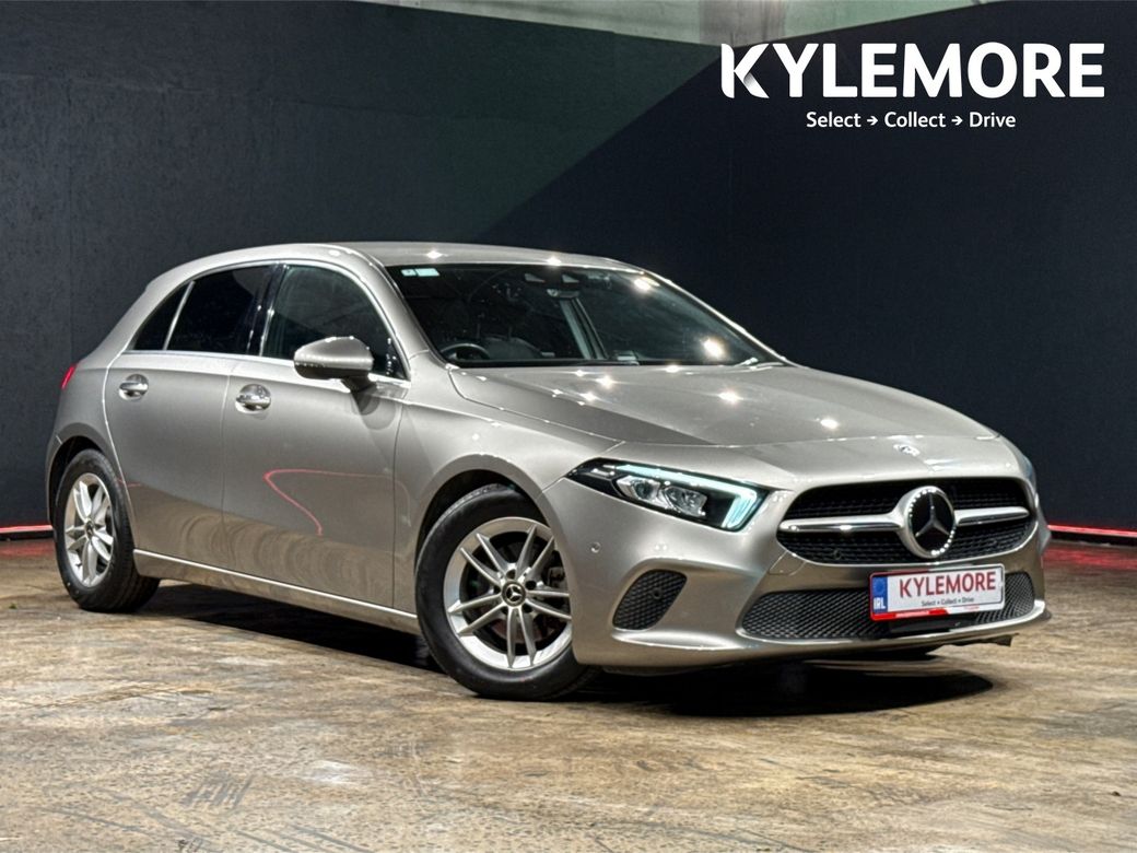 Image for 2020 Mercedes-Benz A Class AUTOMATIC 1.4L - BLACK HALF LEATHER UPHOLSTERY - FACTORY ALLOYS - REVERSE CAMERA - PADDLE SHIFT - ELECTRIC/MEMORY/HEATED SEATS - DIGITAL DASH