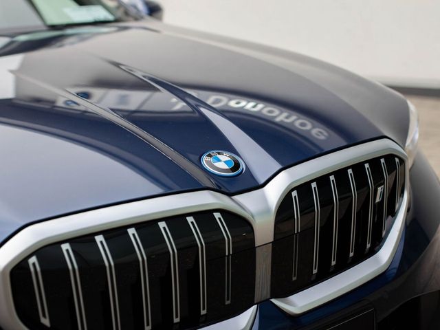 Image for 2026 BMW i5 eDrive40 Sport Edition
