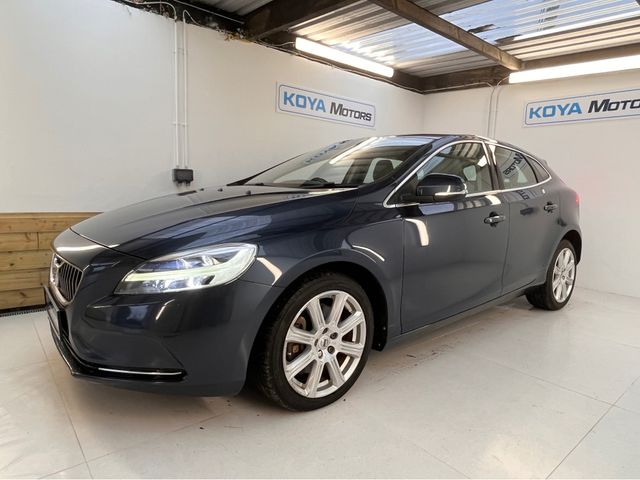 Image for 2017 Volvo V40 D4 2.0 INSCRIPTION PRO DIESEL AUTOMATIC // FULL ELECTRIC HEATED LEATHER // NORDIC LIGHT OAK INLAYS // FACELIFT MODEL // HARMON KARDON PRO // IMMACULATE EXAMPLE